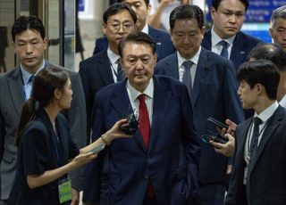'다시 구속 기로' 윤석열 전 대통령, 서울구치소로 이동
