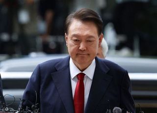 채상병 특검, 尹자택 압수수색…"직권남용 피의자"