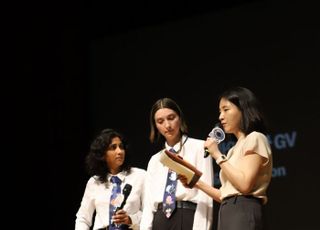 '레즈우주공주' 감독 "여자가 만든, 여자를 위한 영화 원했죠" [D:인터뷰]