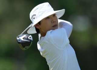 ‘첫 메이저 우승 보인다’ 이소미, LPGA 에비앙 챔피언십 2R 선두