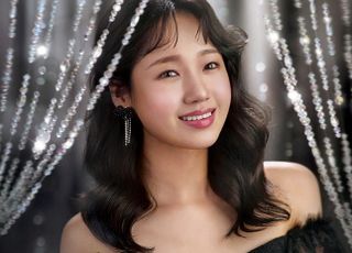 최유정, ‘브로드웨이 42번가’ 첫 공연 성료…페기 소여 역