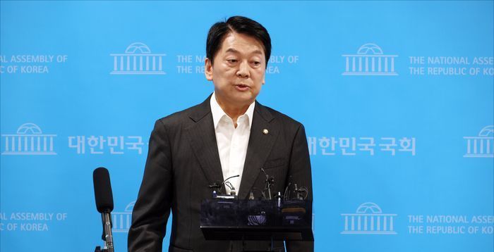 안철수, 윤희숙 혁신위 직격…"리더십 강화 위해 '이준석 조항'만 폐기하면 돼"