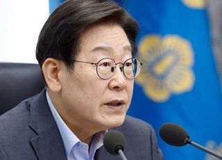 李대통령, 윤여준·강금실·추미애·김부겸 4개국에 특사로 파견