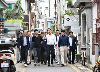 '신통기획' 현장 찾은 오세훈…"주택공급 속도↑, 대출규제는 우려"