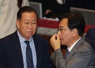 "대선에 방해" "쇄신 장애물"…국민의힘 혁신위 속도전에 내홍 계속 [정국 기상대]