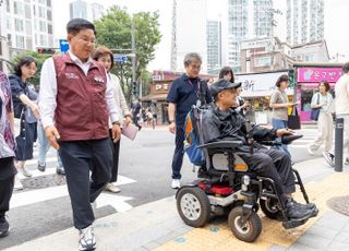 서울 마포구, 보행약자도 불편함 없이 다닐 수 있는 '무장애길 사업' 완료