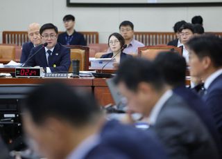 [인사청문회] 김성환 “투명페트병 보증금제, 재활용엔 효과…총량 감축엔 한계”