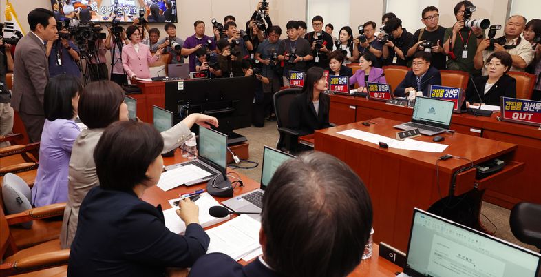 "내란공범·정당해산" 십자포화…야 때리는 여, '청문회 논란' 희석 시도?