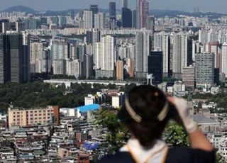 [국토부 당면 과제①] 과열된 서울 부동산 시장 잡기...규제 일변도 정책에서 탈피?
