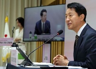 오세훈 "국힘 주류 행태 아쉬워…개딸에 휘둘린 민주당 반면교사 삼아야"