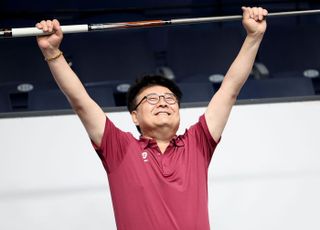 69세 김무순, PBA 드림투어 개막전 우승