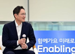 [이재용 전부 무죄①] 10년 사법 족쇄 해제…삼성, 리더십 공백은 끝났다