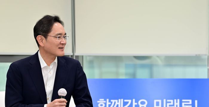 [이재용 전부 무죄①] 10년 사법 족쇄 해제…삼성, 리더십 공백은 끝났다