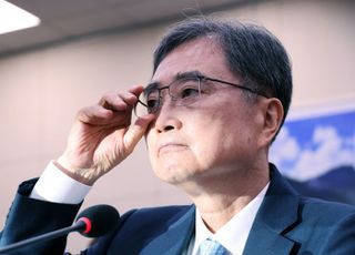 [인사청문회] 조현, 모스탄 '부정선거' 주장에 "가짜뉴스 선동 용납 안돼"