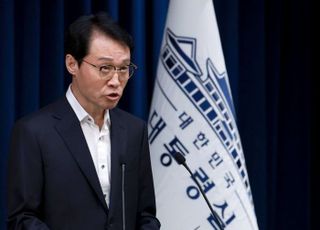 李대통령 "폭우 사망사고, 인재 아닌지 면밀히 조사…과잉 대응이 더 낫다"