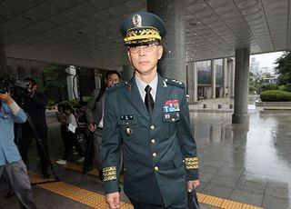 '평양 무인기 침투 관여 의혹' 김용대 드론작전사령관, 13시간 조사 후 귀가