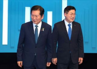與 당대표 선호도, 정청래 30%·박찬대 29% '초박빙' [한국갤럽]