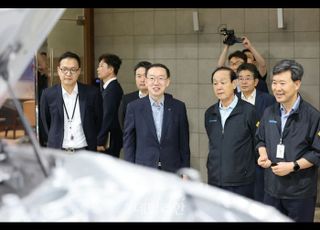 이명구 관세청장, 자동차 부품 수출업체 간담회