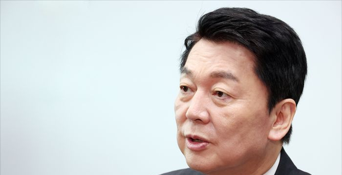 [단독] '당권주자' 안철수, '민심 투어' 재개…대전서부터 현장 행보 본격화