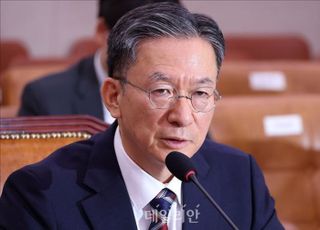 정성호 법무장관 "수사·기소 확실한 분리로 검찰권 남용 피해자 없게 할 것"
