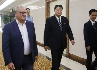 북한도 야구? WBSC 회장, 평양 방문…북한야구협회 신청 수락