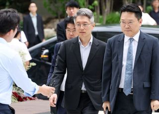 류긍선 카카오모빌리티 대표, '집사 게이트' 관련 김건희 특검 출석