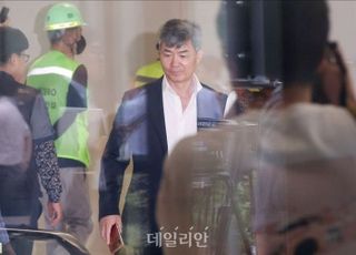 특검, '김건희 최측근' 이종호 6시간 조사…"내일(22일) 재출석 통보"