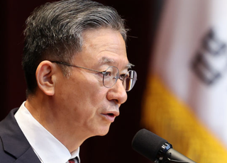 정성호 법무장관, 취임 첫날 '직무대리 검사' 원대복귀 검토 지시