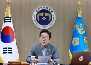 [속보] 李대통령, 김영훈·김성환·정은경 장관 임명안 재가