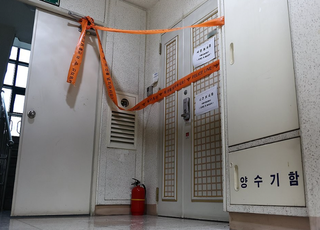 '사제총기 아들 살해' 60대, 자택 폭발물 설치도…어떤 혐의들 적용되나 [법조계에 물어보니 664]