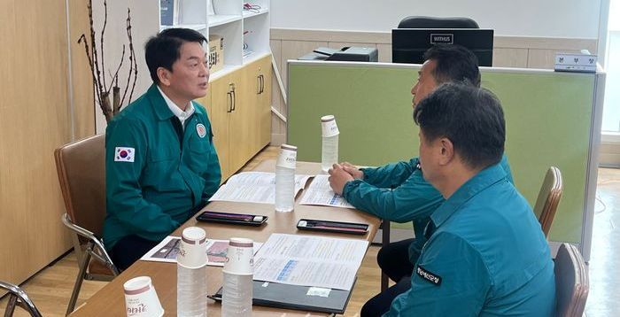 [현장] 당권 레이스 본격화…'듣고 싶어서' 나선 안철수, 중원 민심 공략