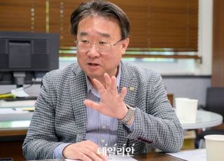 [인터뷰] "안전기준 마련·규제개선…세계 1등 수소산업 마중물 역할" [수소안전]