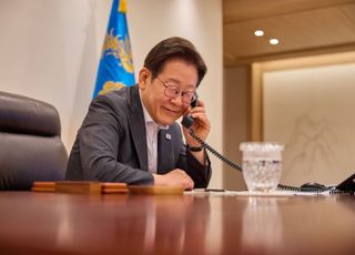 李대통령, 카자흐스탄 정상과 첫 통화…"전략적 동반자 관계 강화"