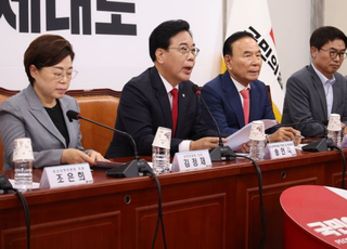 與野, 권오을·안규백·정동영 두고 설전…"부저격" vs "낙마몰이"