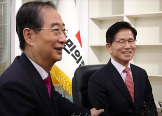 [속보] 국민의힘 당무감사위 "대선후보 교체는 근거 없는 불법적 행위"