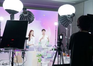 CJ올리브영, 라이브 커머스 ‘올영라이브’로 중소·신진 브랜드 키운다