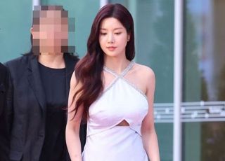 부산, ‘워터밤 여신’ 권은비 못 본다…“건강상 이유로 불참”