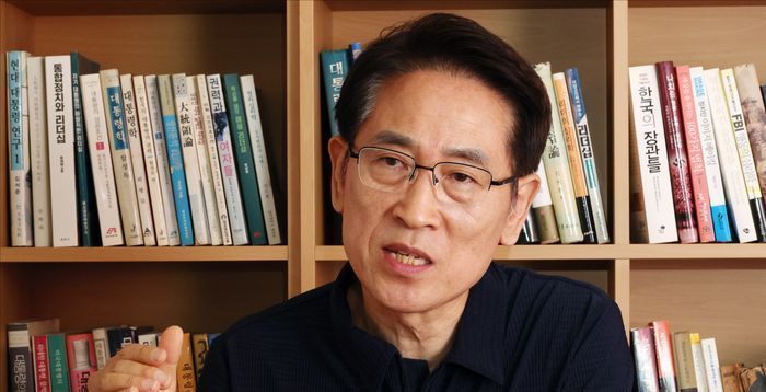 [정치의 뉴 패러다임] 최진 "현 시대정신은 '탈이념·친민생'…정파성 초월해야"