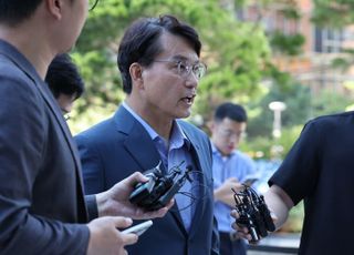 김건희특검, '尹부부 공천개입 공범' 의혹 윤상현 국힘 의원 소환