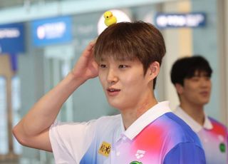 수영 김우민, 세계선수권 자유형 400m 전체 3위로 결승행