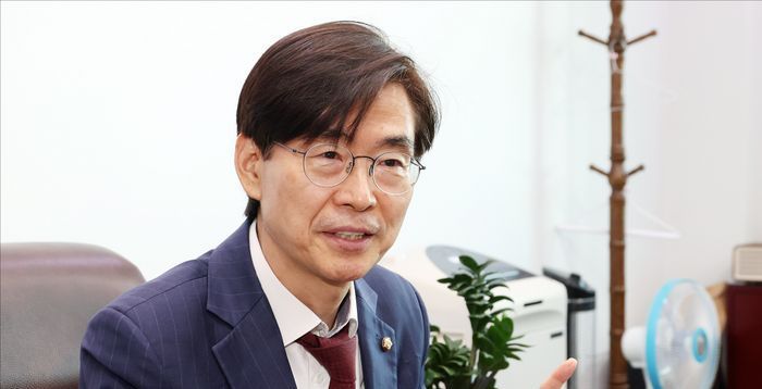 조경태 "尹 옹호세력이 당 장악하게 할 수 없어…혁신후보 단일화 간곡히 요청"