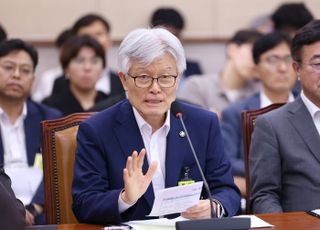 與백승아, '문재인이 고통의 원천' 최동석에 "과거 부적절한 언행들 사과해야”
