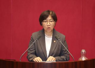 정은경 복지장관, 배우자 보유 상장주식 전량 처분