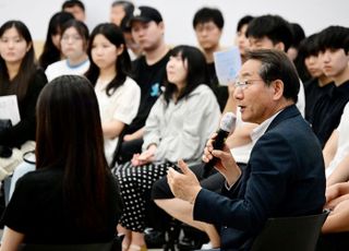 유정복 인천시장, 하계 아르바이트 청년과 소통…미래 정책 방향 모색