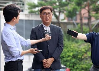[단독] 최휘영, 장남 '특급전사' 증빙은 제출?…"자랑하고 싶은 자료만 제출"
