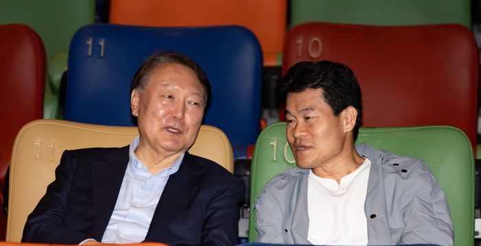 김문수·장동혁 '전한길 참여' 유튜브 출연?…당내 갑론을박 [정국 기상대]