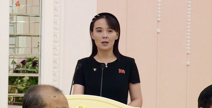 北 김여정 "북미정상 관계 나쁘지 않지만…비핵화 논의, 상대 우롱"