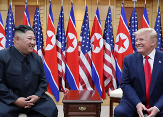 美 "트럼프, 김정은과 여전히 대화 원해…완전한 비핵화 위한 것"