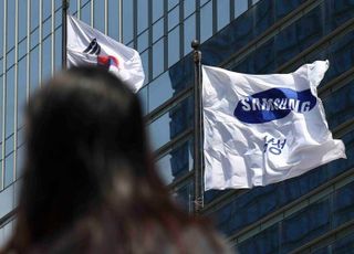 [특징주] 삼성전자, 차익실현 매물 출회에 ‘7만전자’ 반납