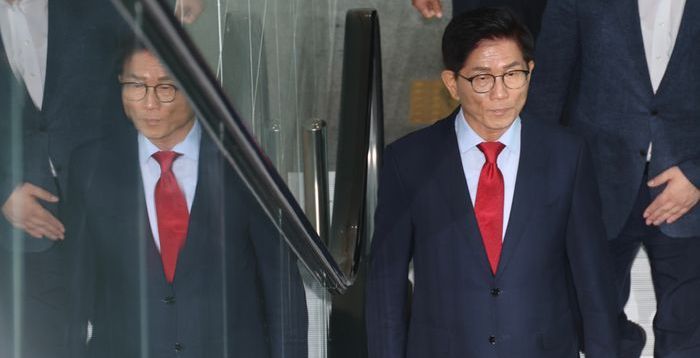 김문수 "전한길 이야기 듣는 것도 관심도 없어…출마 자격도 없는 사람"